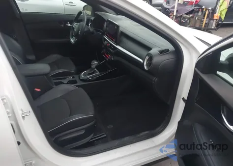 2022 Kia Forte Gt-Line из США, поврежденный, VIN 3KPF54AD1NE452199